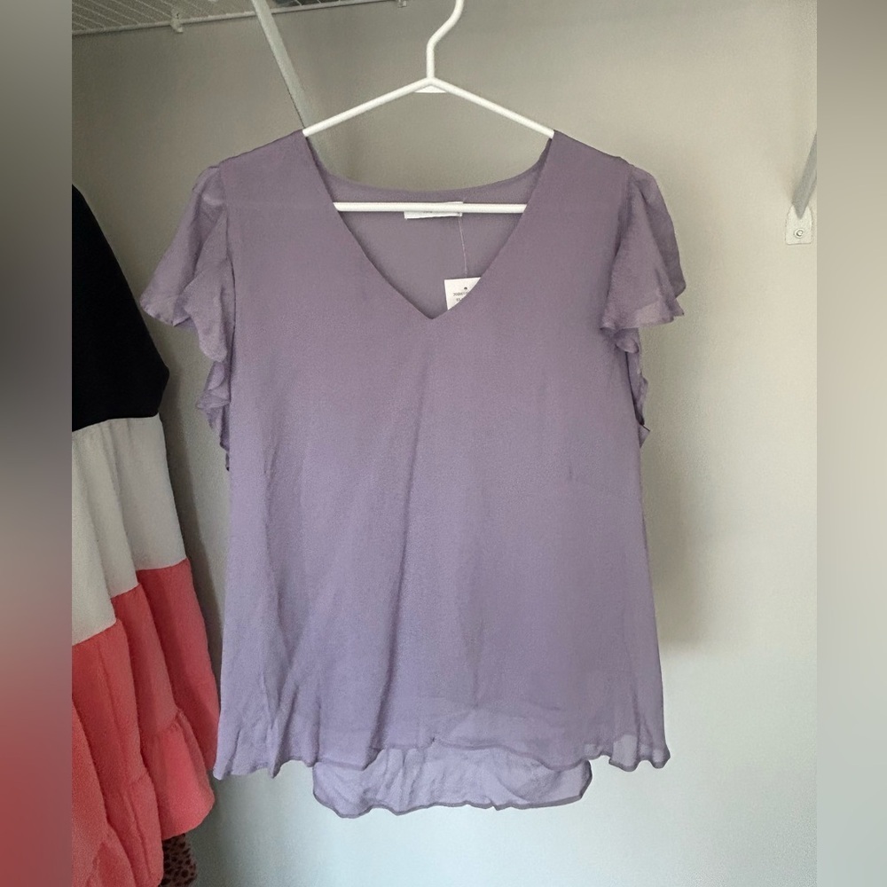 ❤️On sale❤️Ricki's Soft Purple Flutter Sleeve Blouse